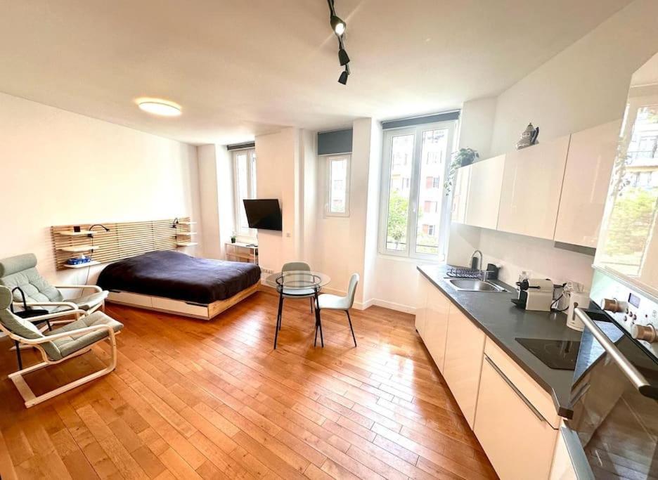 Scaliero - Grand Studio Quartier Du Port Appartement Nice